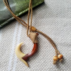 🚩*SOLD* Hawaiian Necklace